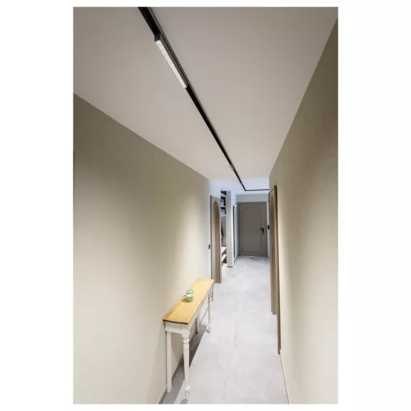 48V SYSTEM IN-LINE 46 fekete 14W 1250lm 4000K CRI90 35° darklight billenthető led reflektor 48V-os alacsony feszültségű sínhez