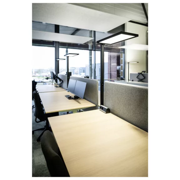 WORKLIGHT PRO fekete szabadon álló mozgás és fényérzékelős dimmelhető professzionális munkaasztal megvilágító állólámpa